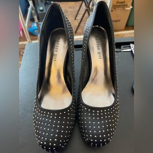 Brand New! Steve Madden Madden Girl Studded High Heels; size 10